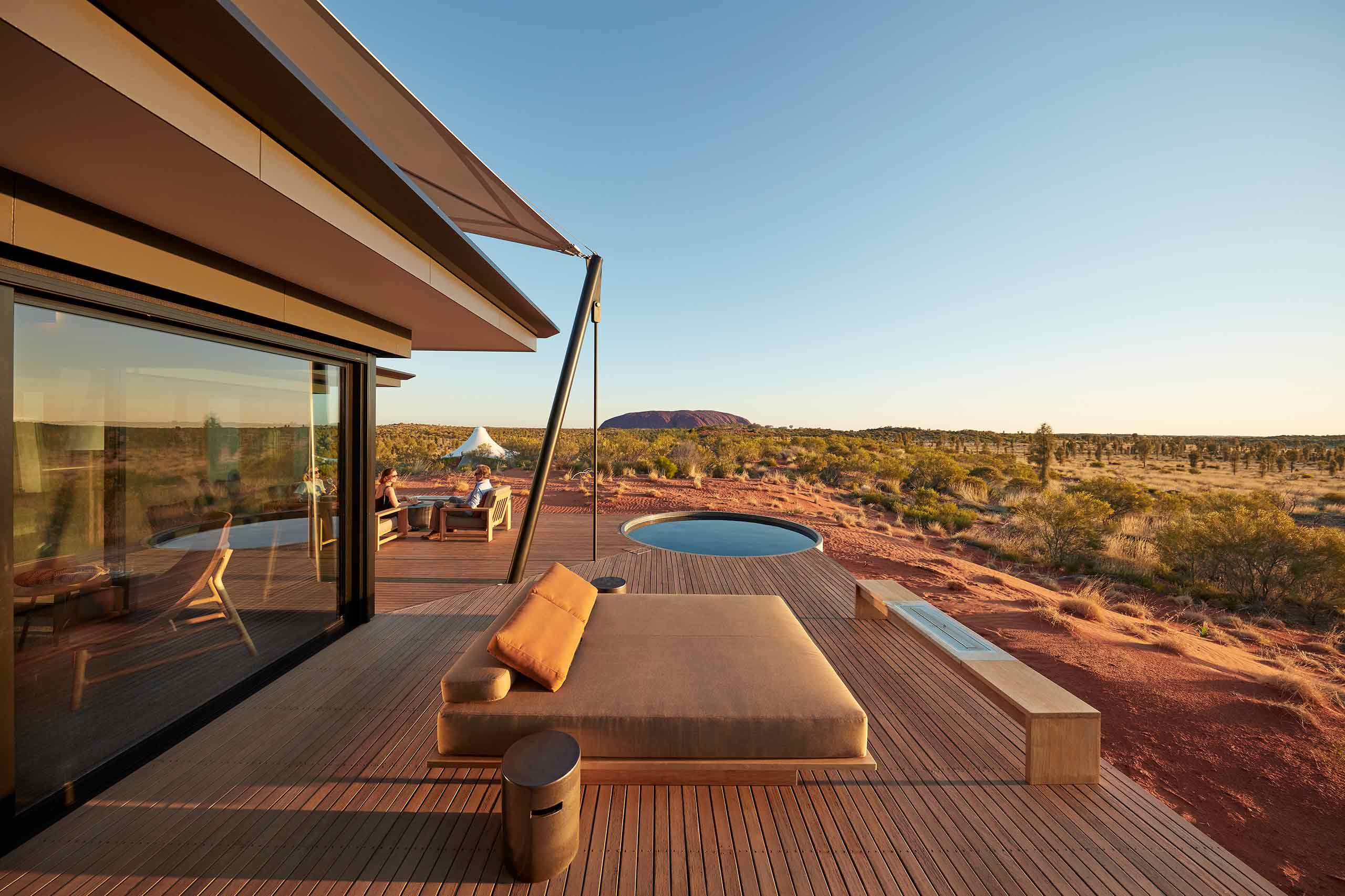 Australia: Park Hyatt, Longitude 131 & qualia